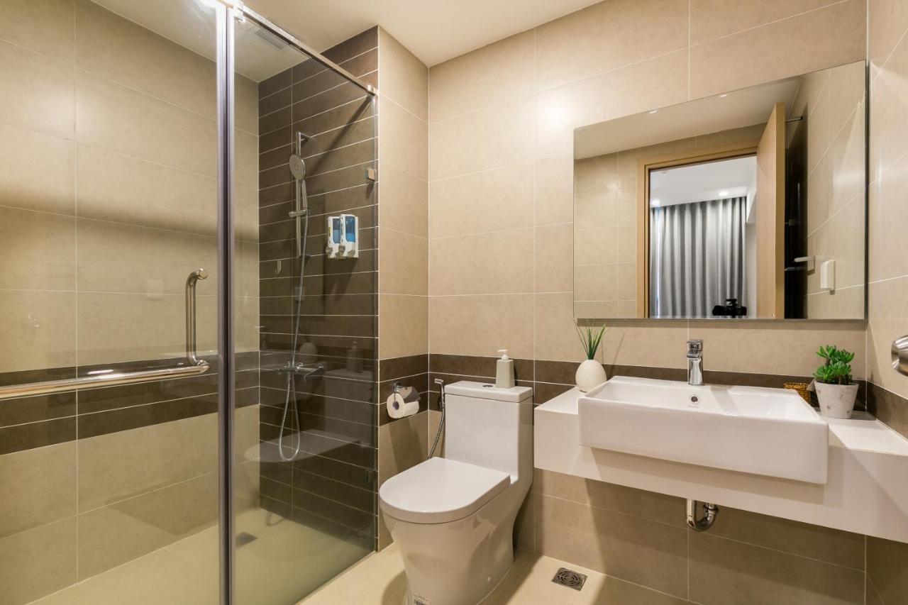 Spacious Saigon - Infinity Pool In Rivergate Апартаменты *