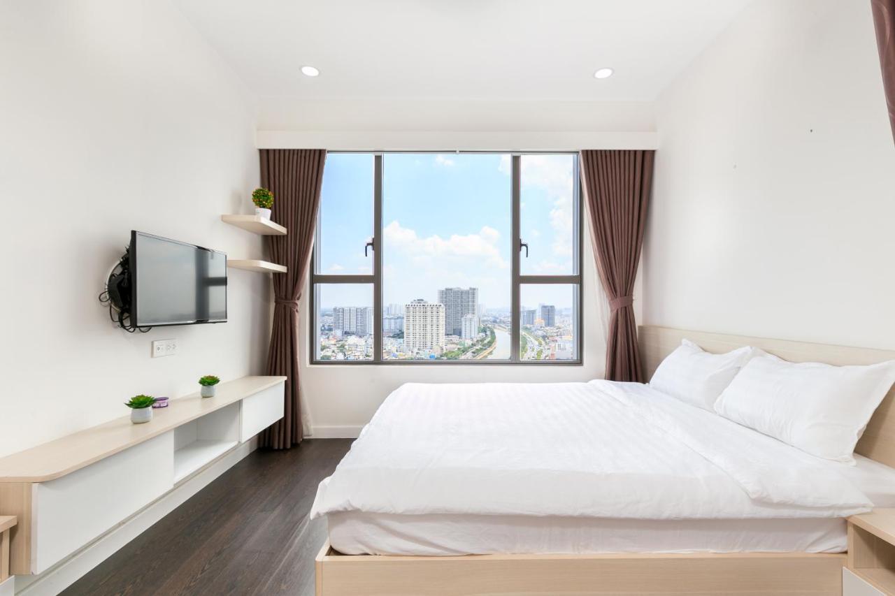 Апартаменты Spacious Saigon - Infinity Pool In Rivergate