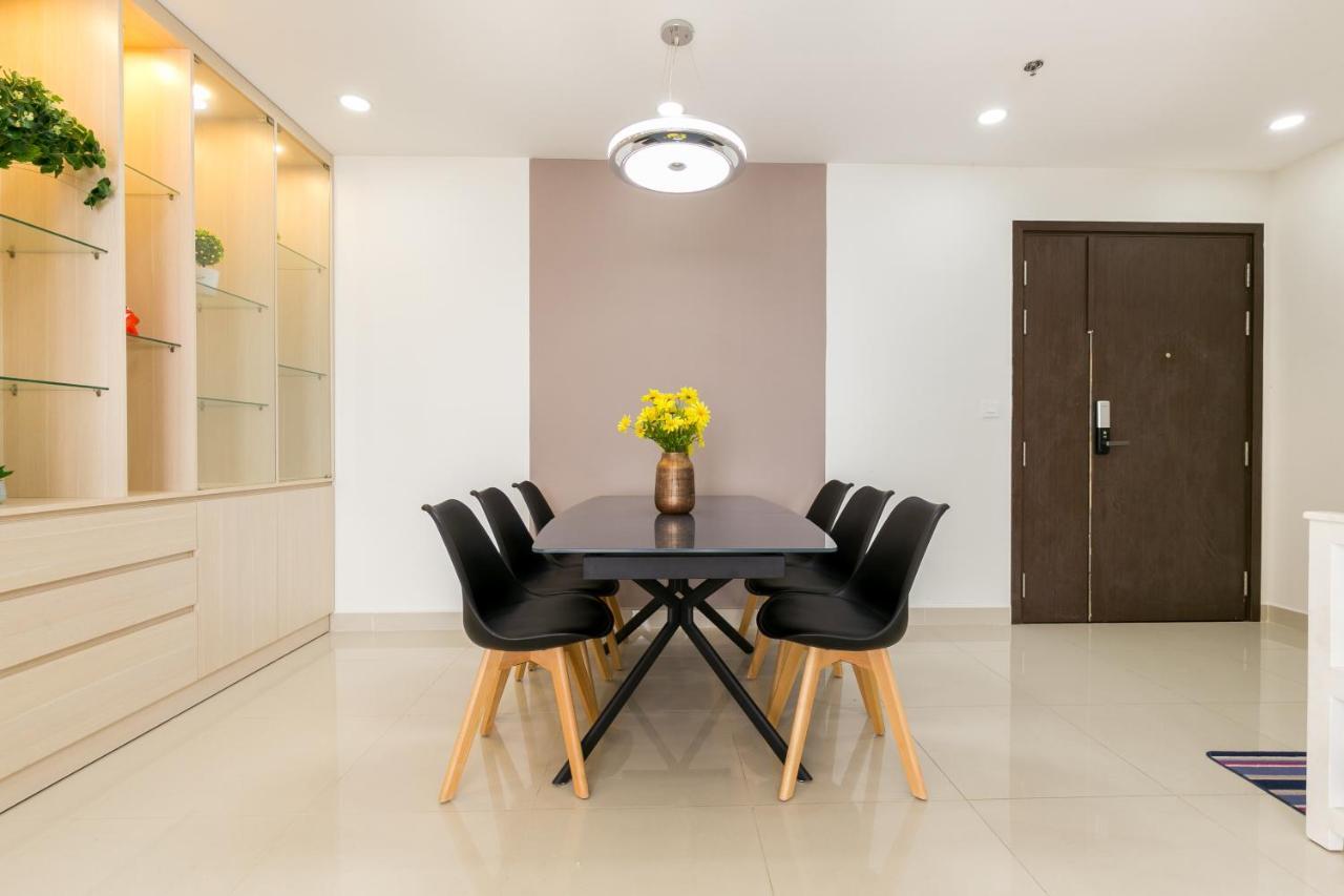 Апартаменты Spacious Saigon - Infinity Pool In Rivergate