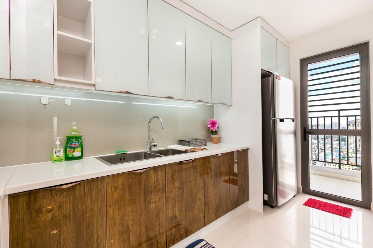 Spacious Saigon - Infinity Pool In Rivergate Апартаменты Хошимин
