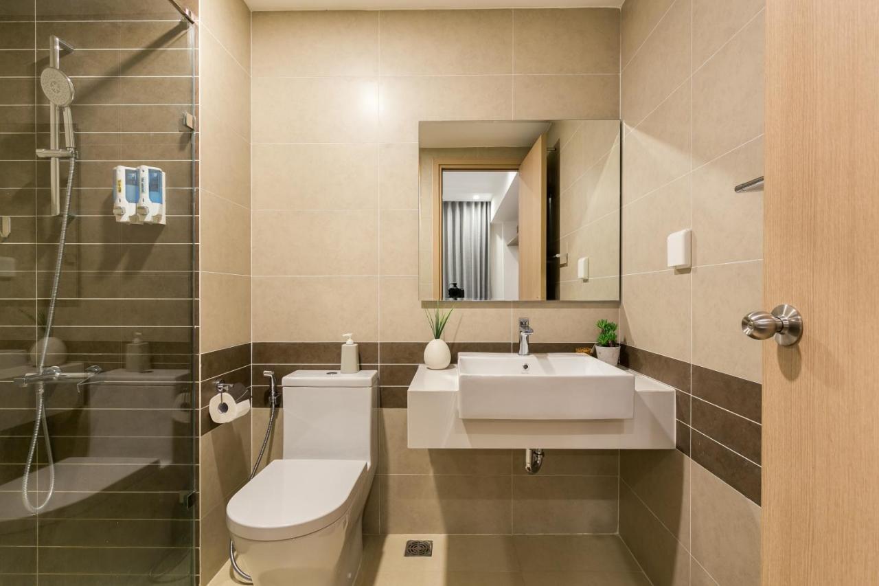 Апартаменты Spacious Saigon - Infinity Pool In Rivergate Хошимин