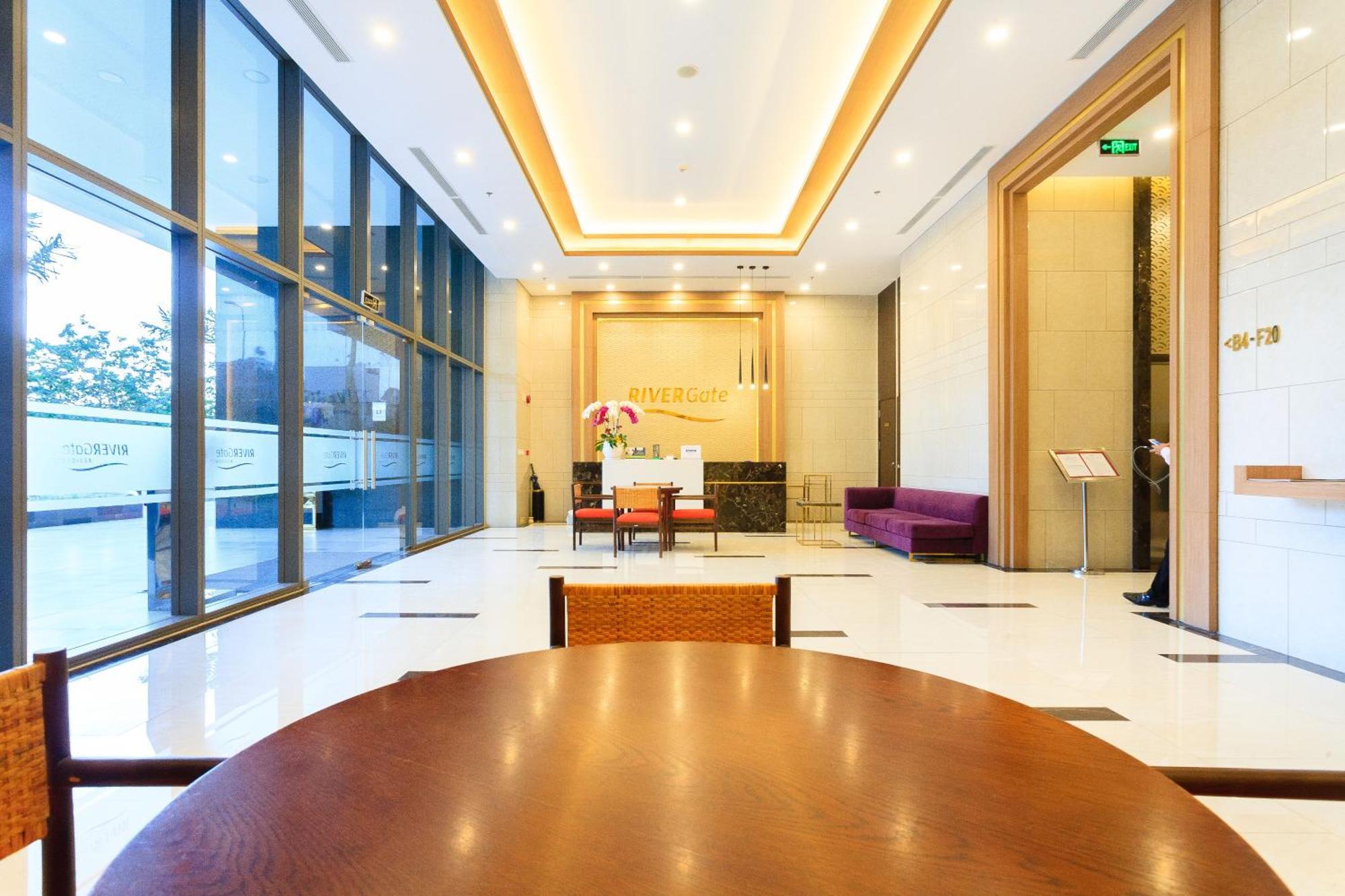 Spacious Saigon - Infinity Pool In Rivergate Апартаменты Хошимин