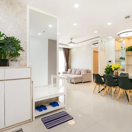 Spacious Saigon - Infinity Pool In Rivergate Ho Chi Minh City Exterior photo