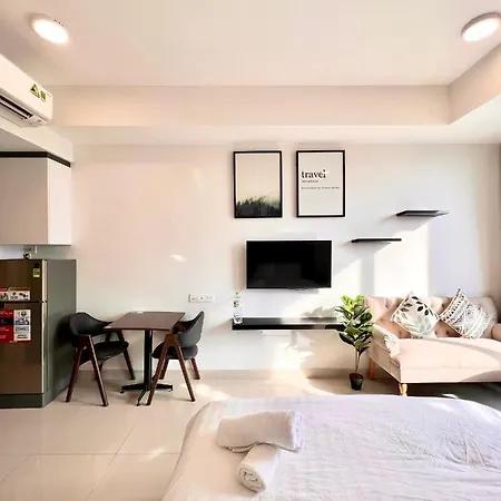 Spacious Saigon - Infinity Pool In Rivergate Ho Chi Minh City Exterior photo