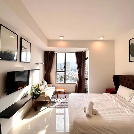 Spacious Saigon - Infinity Pool In Rivergate Ho Chi Minh City Exterior photo