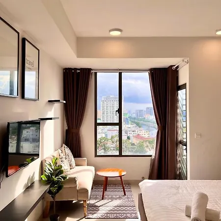 Spacious Saigon - Infinity Pool In Rivergate Ho Chi Minh City Exterior photo