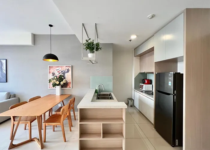 Spacious Saigon - Infinity Pool In Rivergate